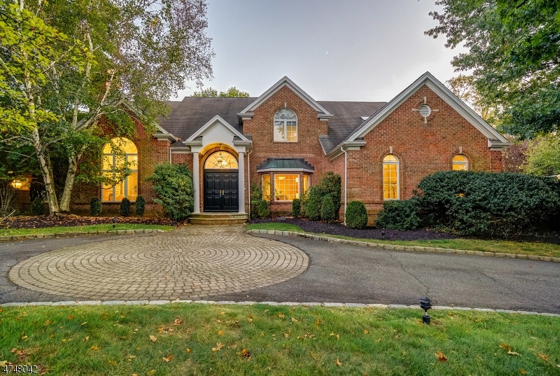 4 Hadrian Dr, Livingston, NJ 07039 - photo 1