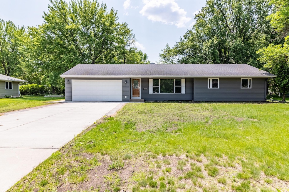 For Sale $415,000 • Co-Listing Agent