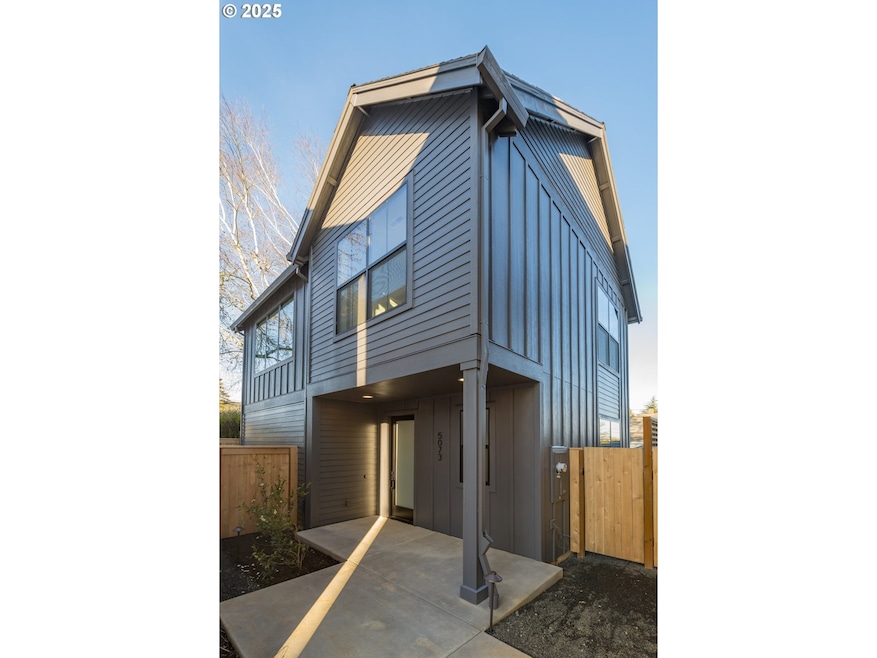 5073 NE 37th Ave, Portland, OR 97211 - photo 1