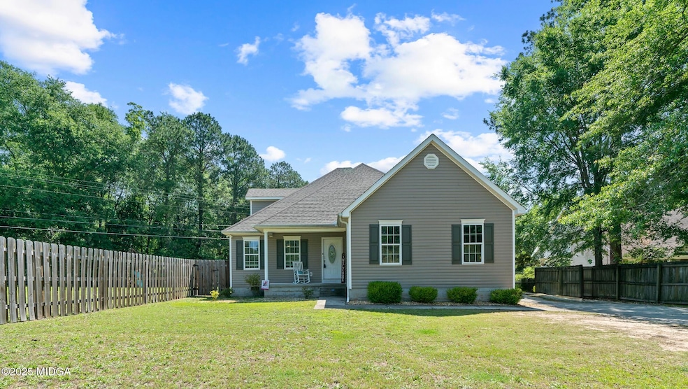 395 Chapman-1556