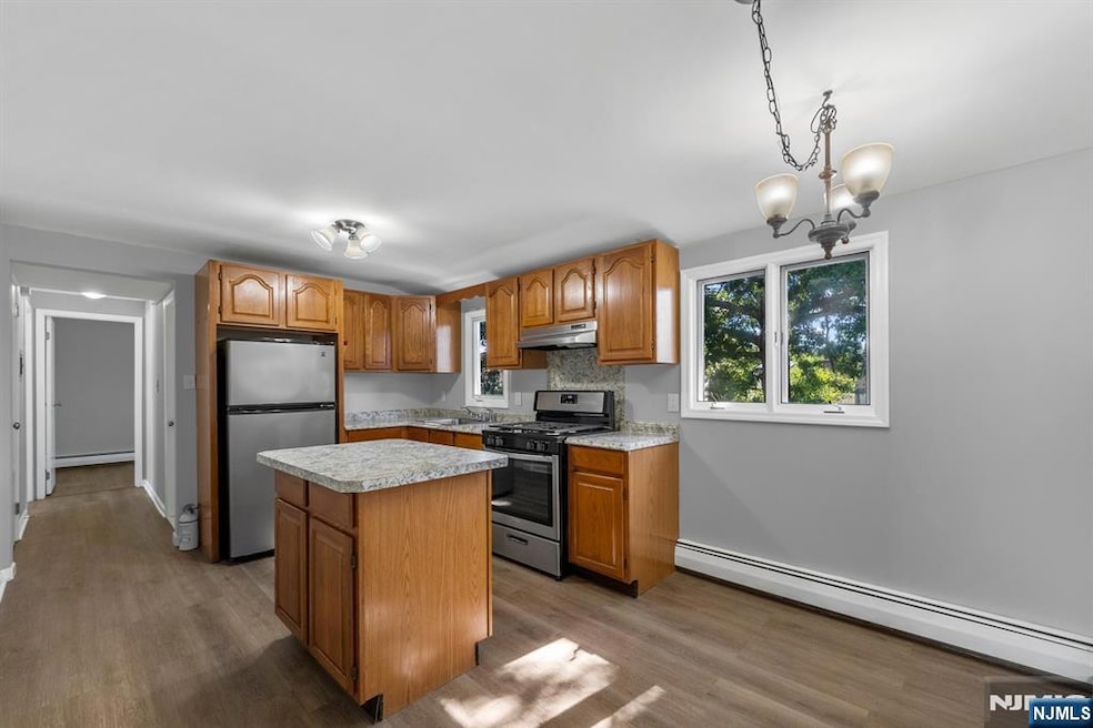 22 Grant St unit 2, Elmwood Park, NJ 07407 - photo 1