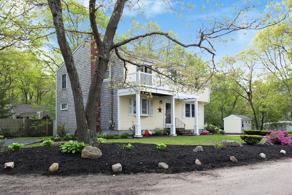 172 Edgewater Dr W, East Falmouth, MA 02536 - photo 1