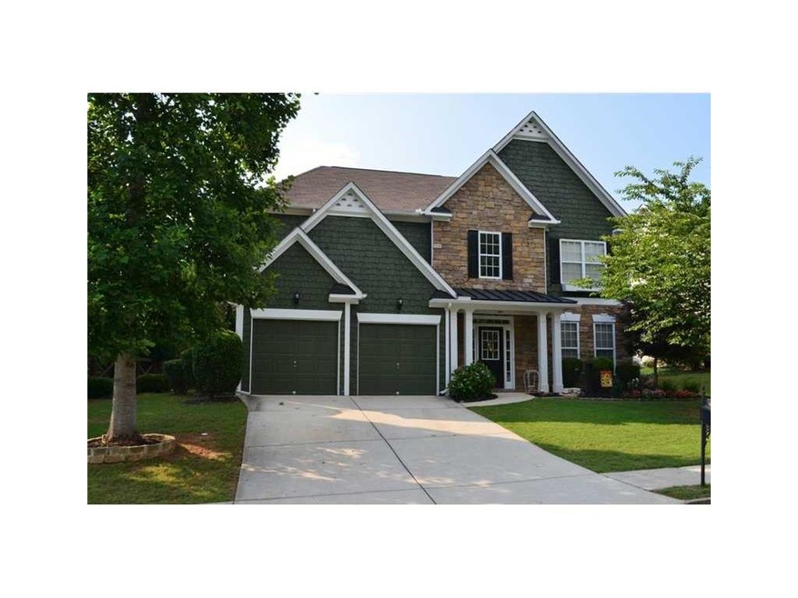 Exterior Front. ATTRACTIVE STONE & SHINGLE EXTERIO