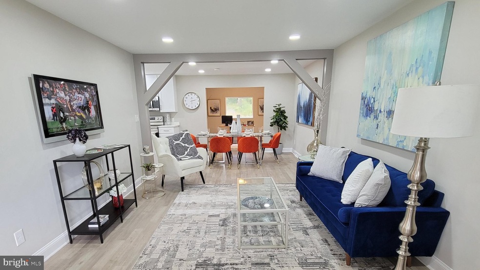 128 E Timonium Rd, Lutherville Timonium, MD 21093 - photo 1