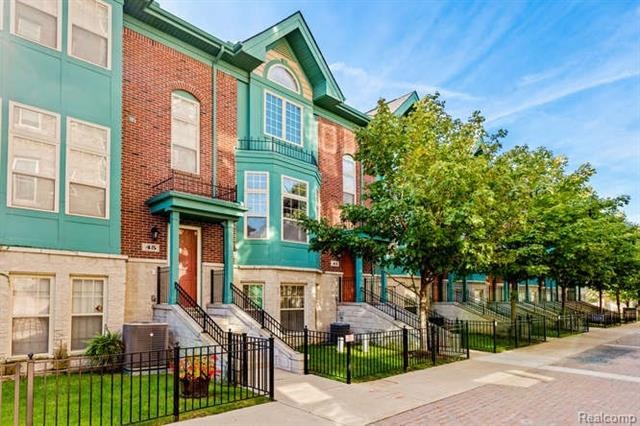 41 Winder St Detroit MI 48201-small-027-35-41 Wind