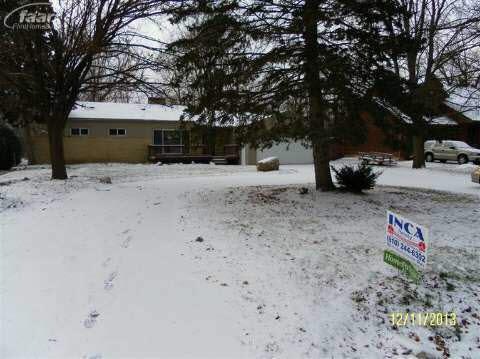 9261 Hill Rd, Swartz Creek, MI 48473 - photo 1