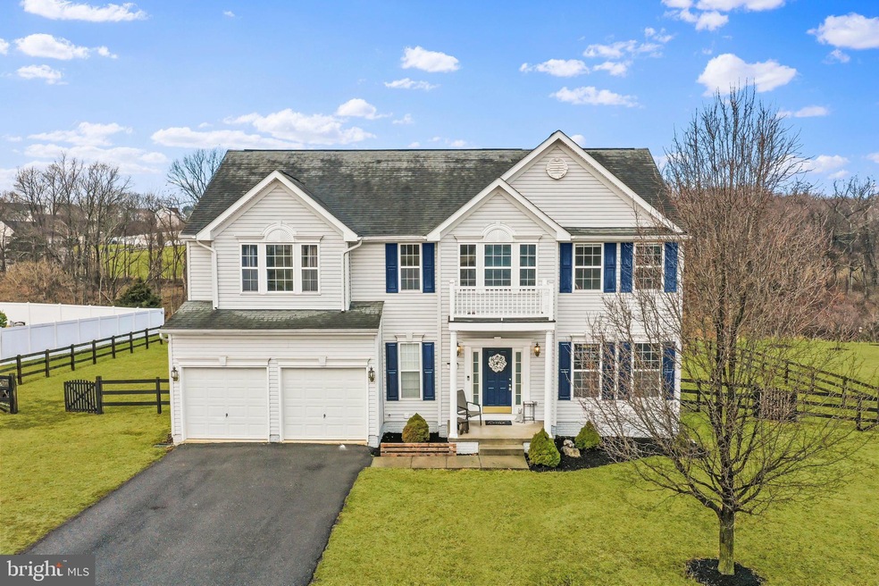 127 Stratus Dr, Kearneysville, WV 25430 - photo 1