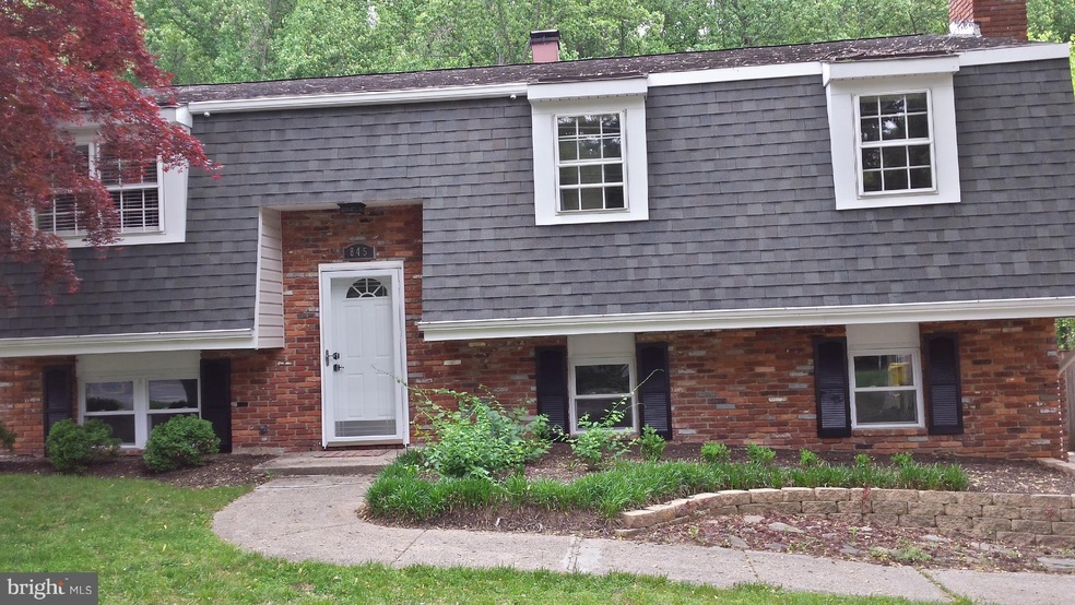 845 Chestnut Tree Dr, Annapolis, MD 21409 - photo 1