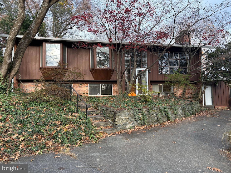 Under Contract $1,100,000