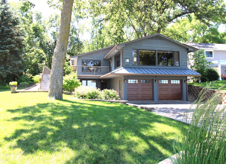 Sold $1,097,000