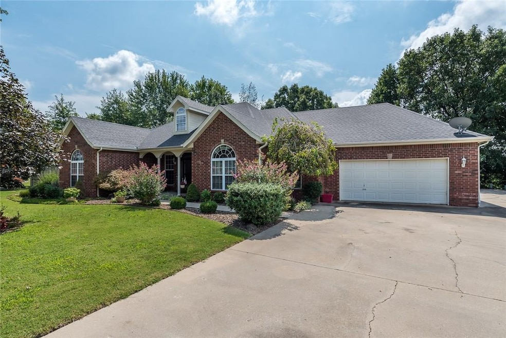 Perfect One Level Home for the Growing Family!