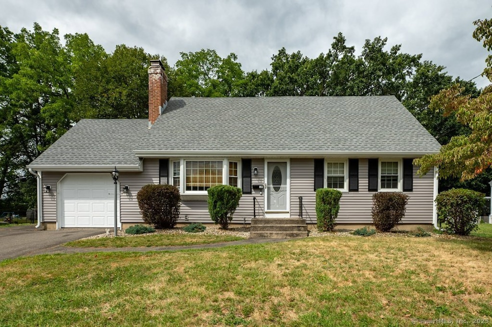 18 Ivy Rd, Plainville, CT 06062 - photo 1