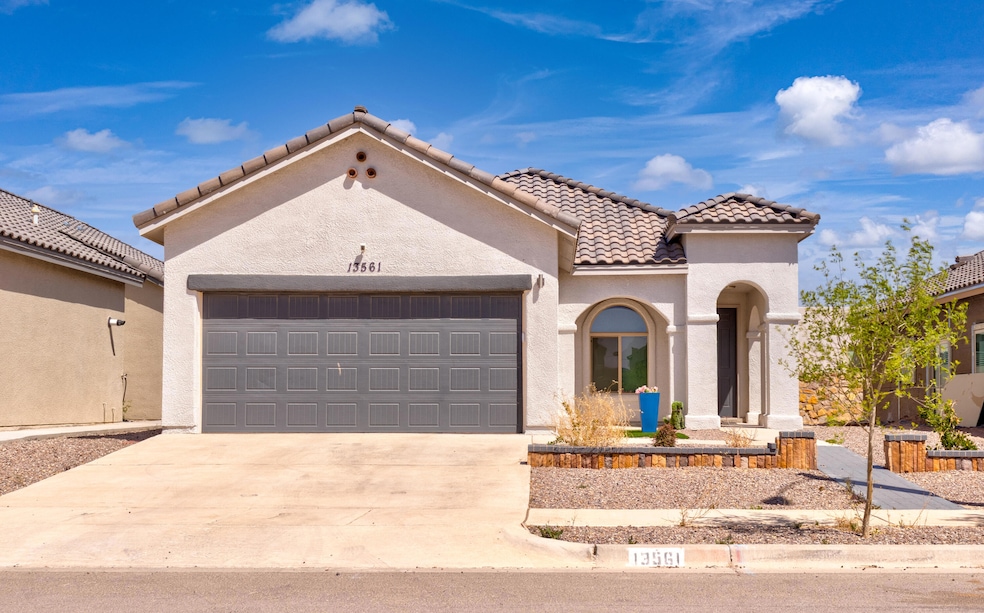 13561 Tynemouth St, El Paso, TX 79928 - photo 1