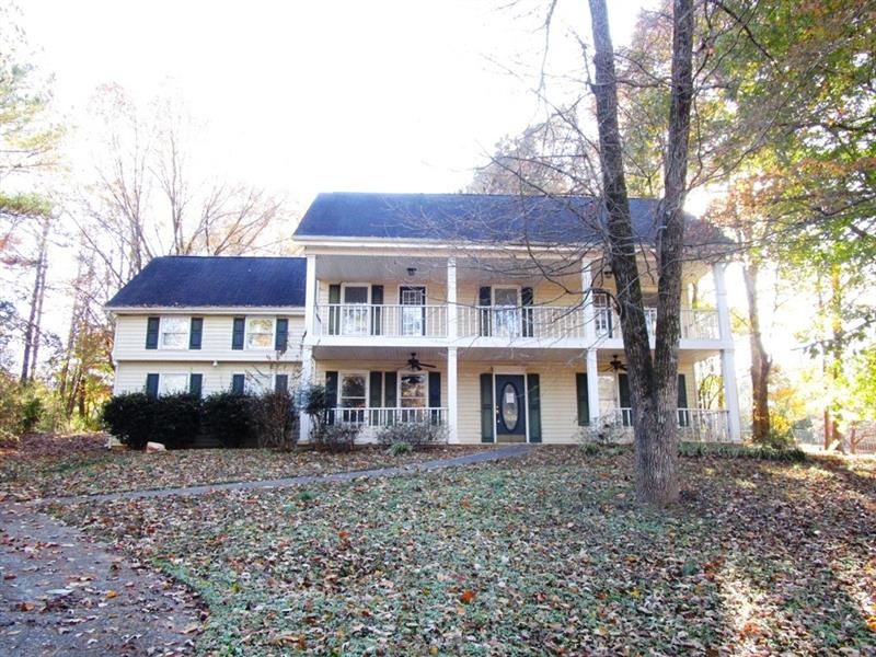 3903 Oak Harbour Dr, Gainesville, GA 30506 - photo 1