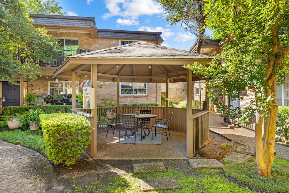 7908 Royal Ln unit 122, Dallas, TX 75230 - photo 1