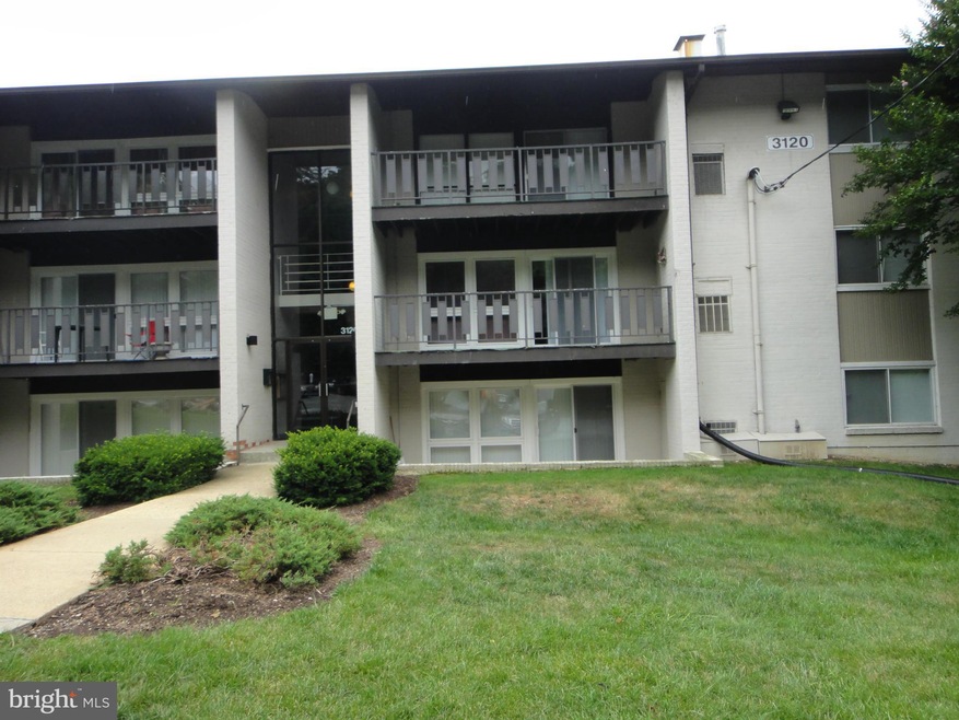 3120 Brinkley Rd unit 104, Temple Hills, MD 20748 - photo 1