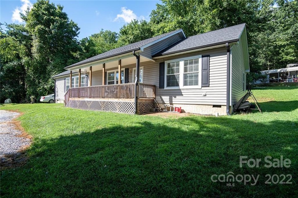 149 Brevard Knoll Dr, Hendersonville, NC 28792 - photo 1