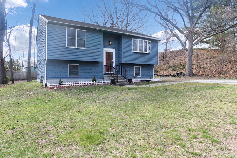 1741 Pontiac Ave, Cranston, RI 02920 - photo 1