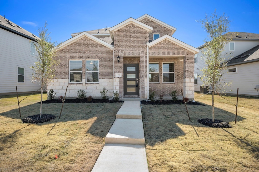 View of front property with a front yard