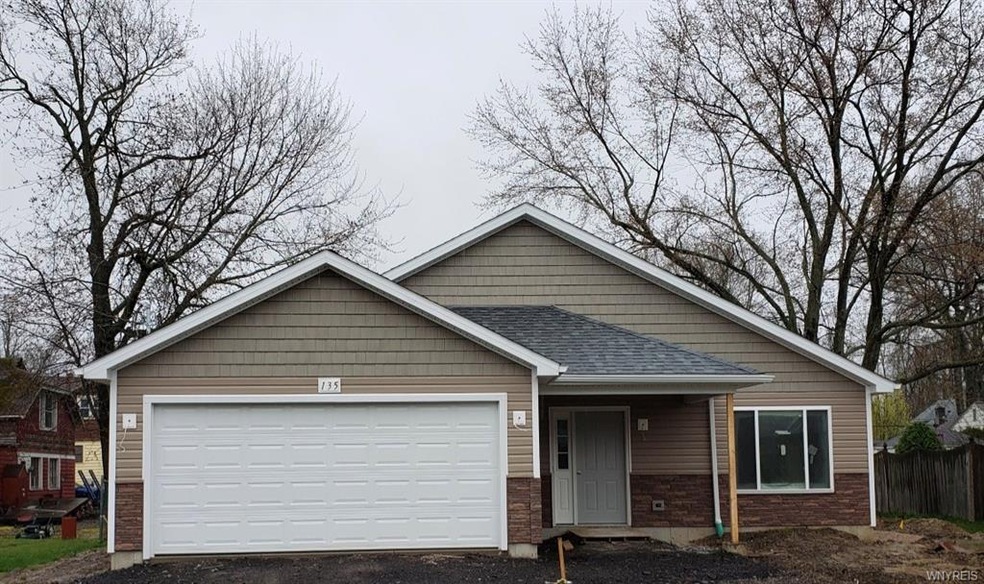 133 Community Dr, North Tonawanda, NY 14120 - photo 1