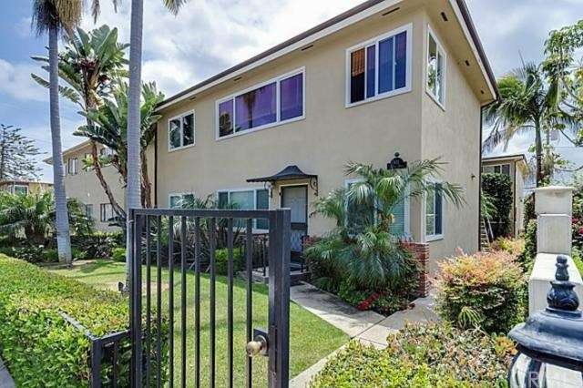 Tropical gardens surrounding 6 unit complex. 