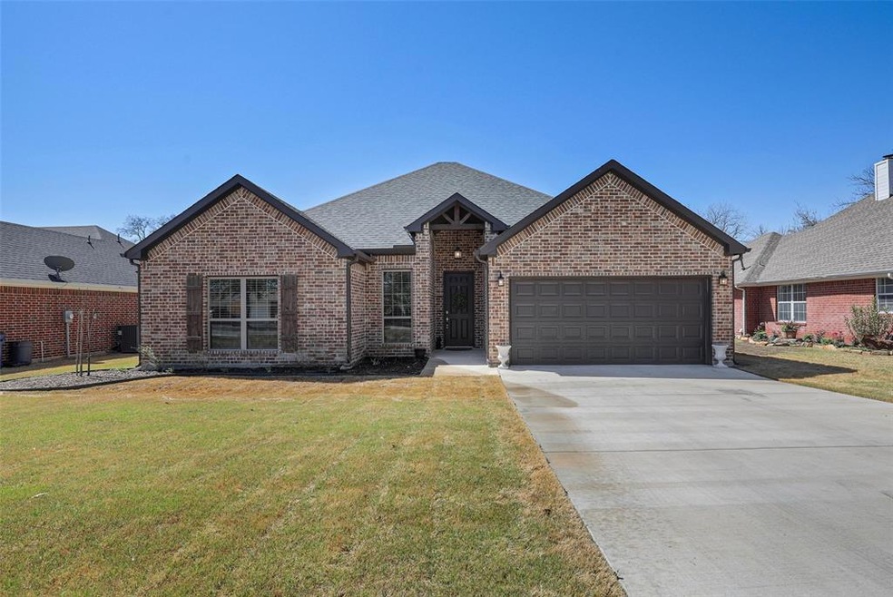 Like new custom home (9 months old)