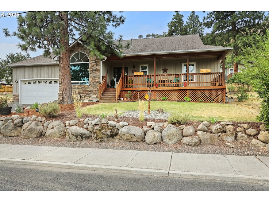 For Sale $599,900