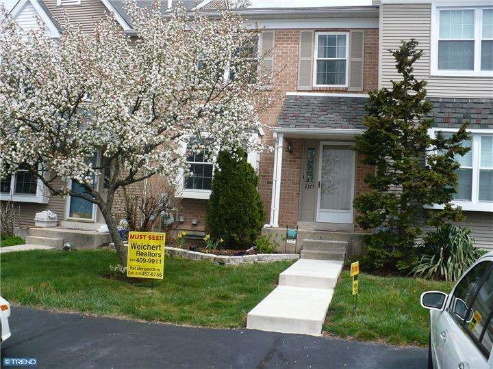 2375 Norrington Dr, Norristown, PA 19403 - photo 1