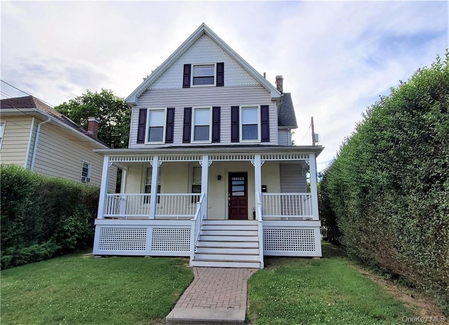 Pending $695,000 • Co-Listing Agent