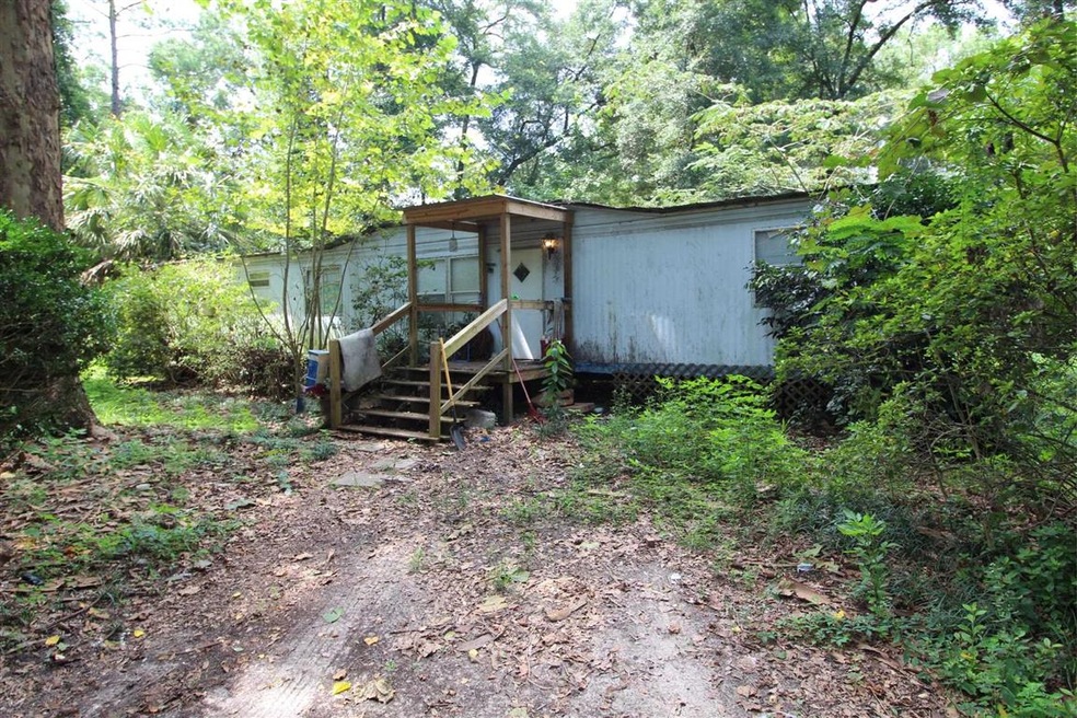 10 Powhatan St, Crawfordville, FL 32327 - photo 1