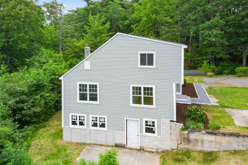 156 Hillcrest Rd, Litchfield, NH 03052 - photo 1