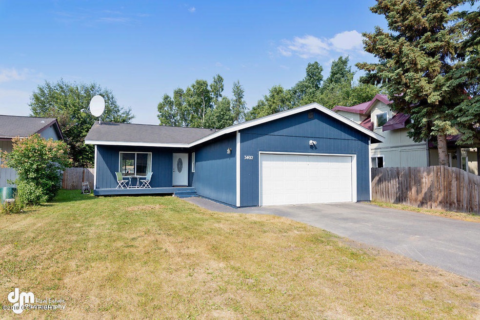 Exterior Front_KI_32-SMALL