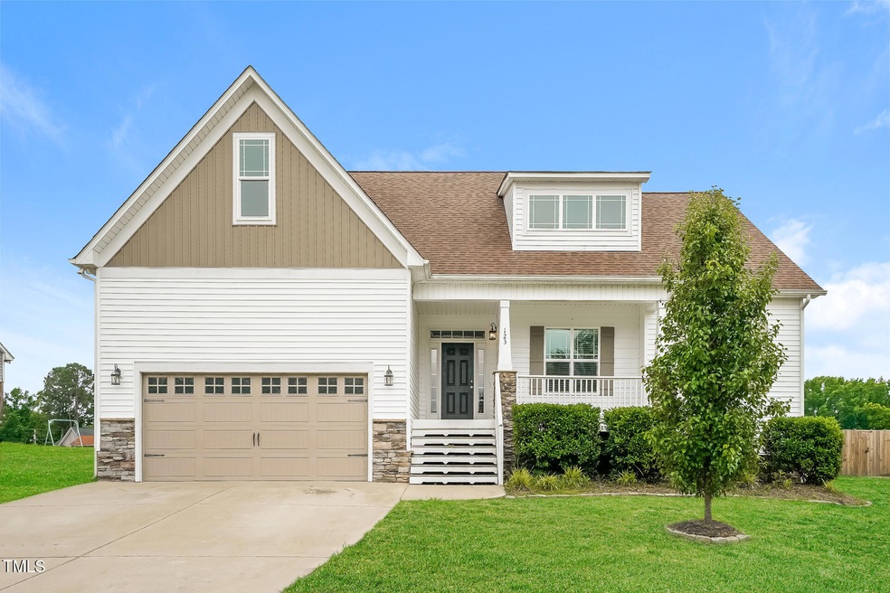 000-photo-front-view-14534130