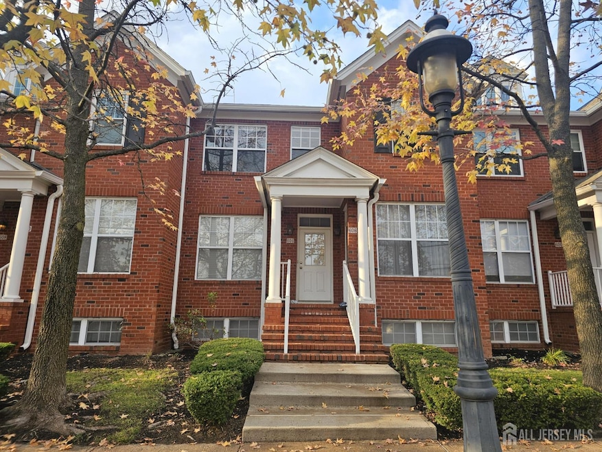 606 Middlesex Ave, Metuchen, NJ 08840 - photo 1