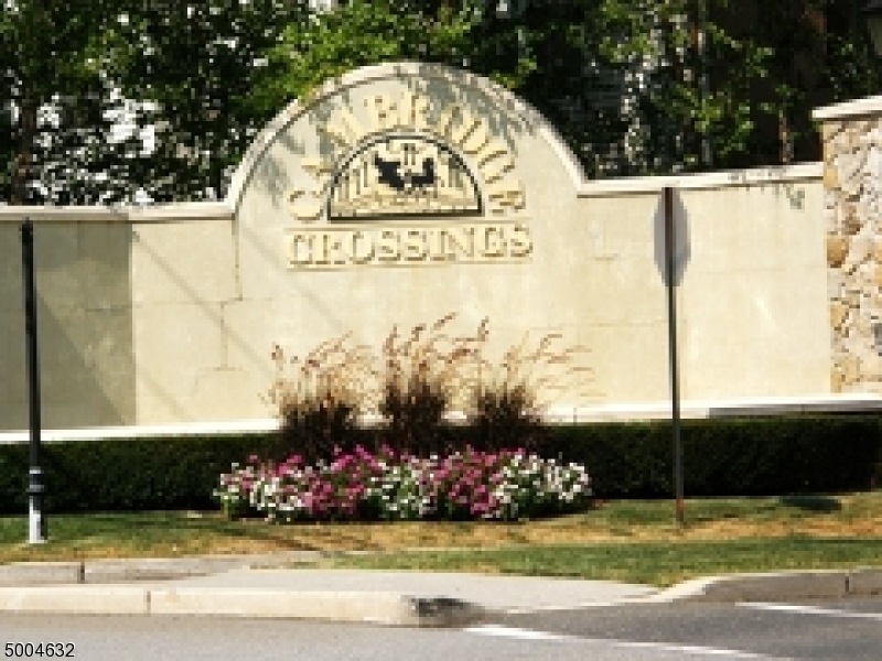 168 George Russell Way, Clifton, NJ 07013 - photo 1