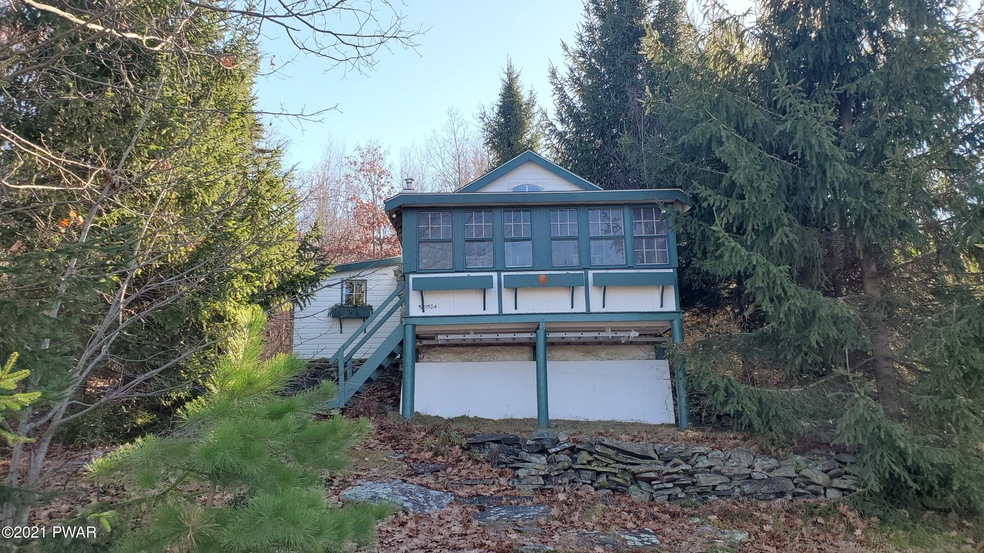 143 Pecks Pond Rd, Dingmans Ferry, PA 18328 - photo 1