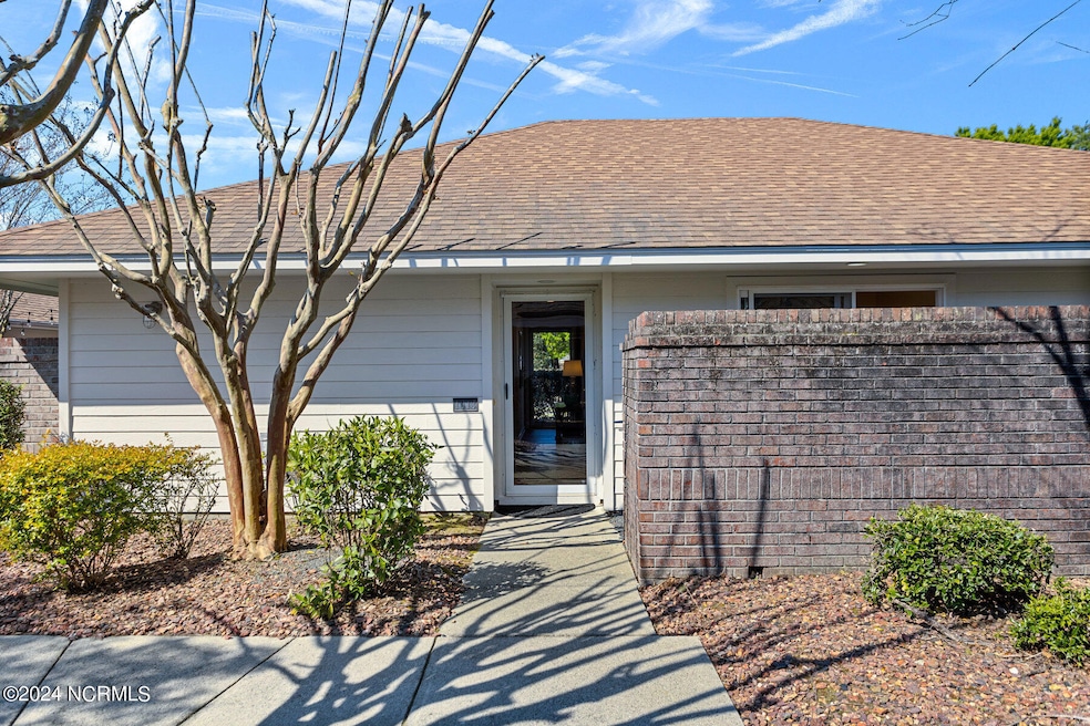 005_1013_summerlin_falls_court-5