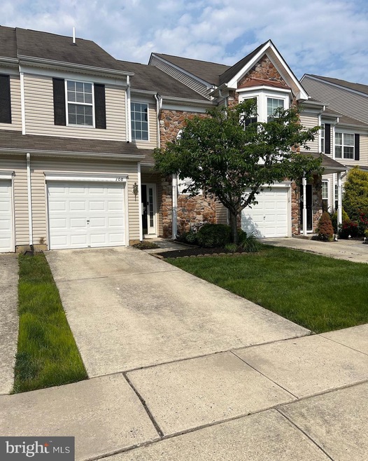 108 Sansom Ln, Woodbury, NJ 08096 - photo 1