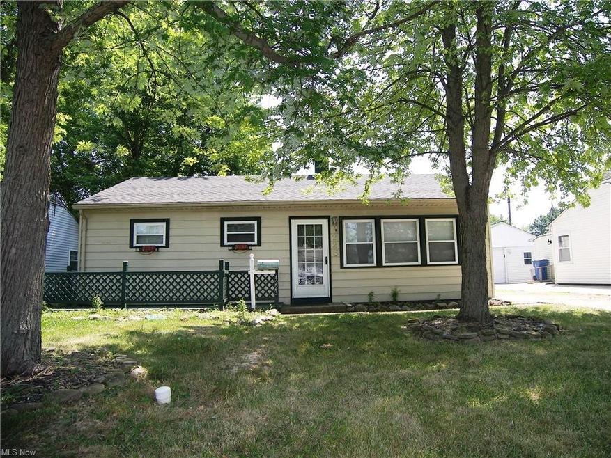 4223 Talbot Ln, Lorain, OH 44055 - photo 1