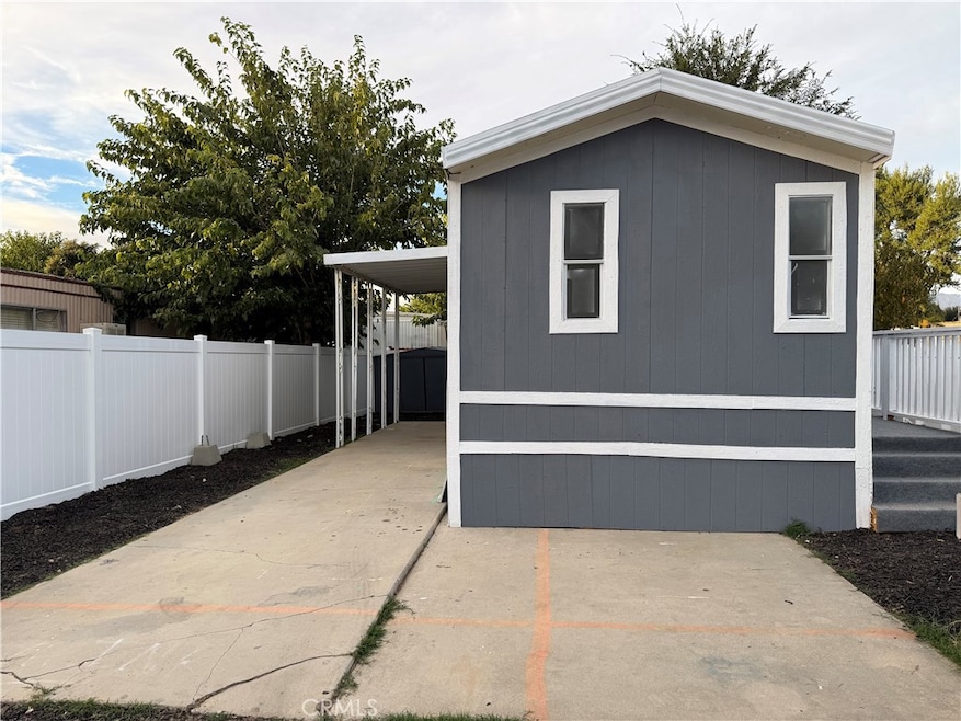 33848 Avenue G unit 14, Yucaipa, CA 92399 - photo 1