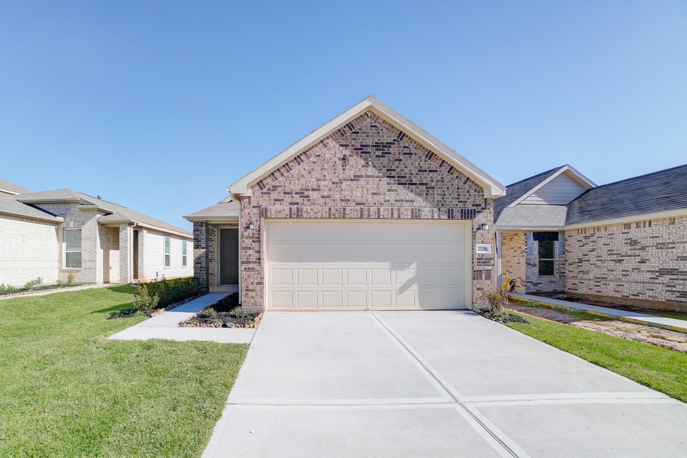 22206 Hawberry Blossom Ln, Tomball, TX 77377 - photo 1