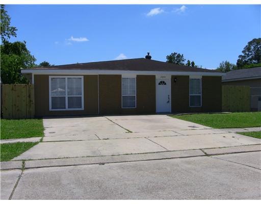 2641 Joy Ann Dr, Marrero, LA 70072 - photo 1