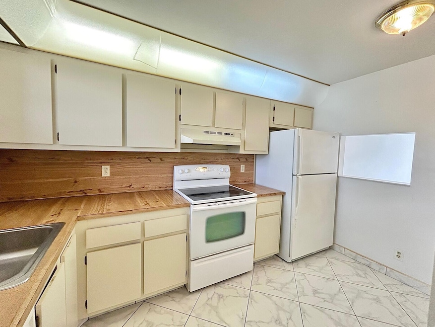 4700 Lucerne Lakes Blvd W unit 407, Lake Worth, FL 33467 - photo 1