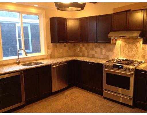 116 Foster St unit 3, Peabody, MA 01960 - photo 1