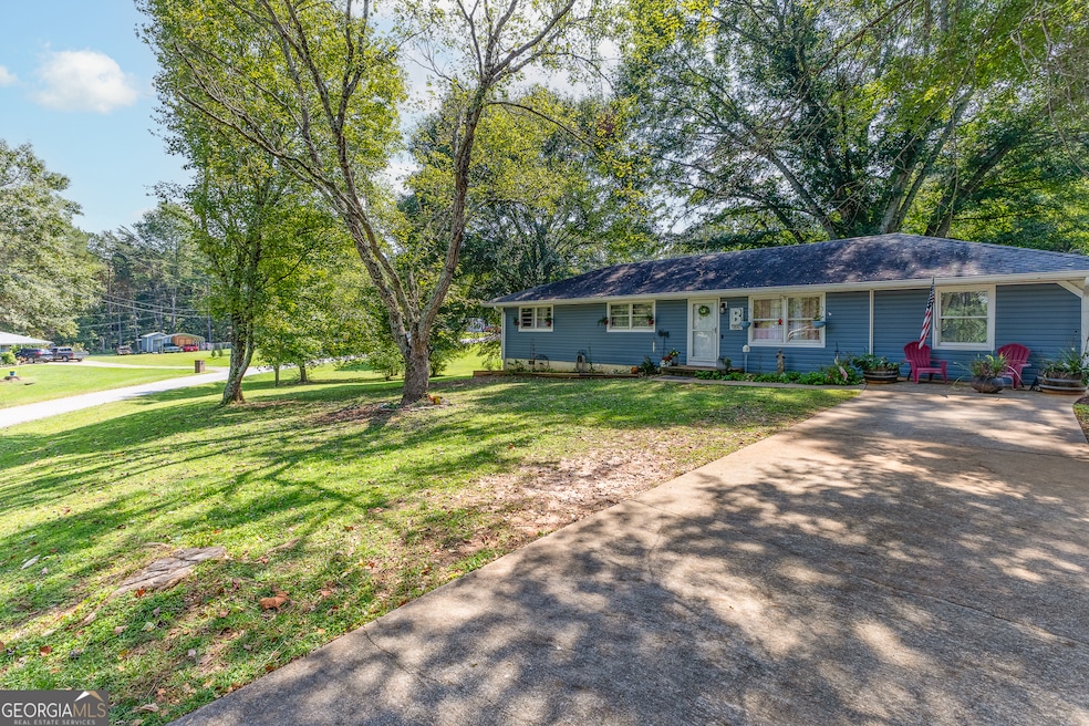 46 Merritts Cir, Toccoa, GA 30577 - photo 1