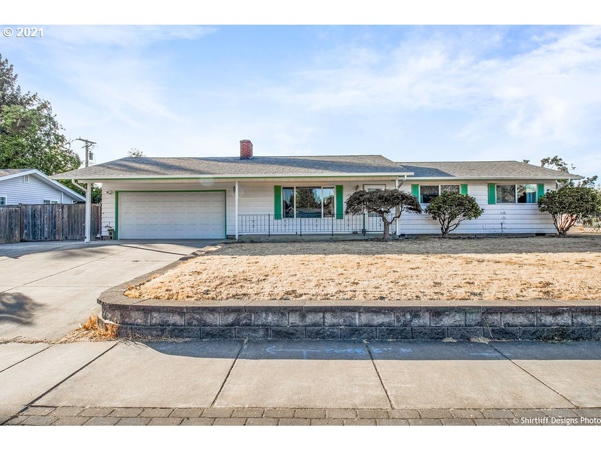 3490 Hyacinth St, Eugene, OR 97404 - photo 1