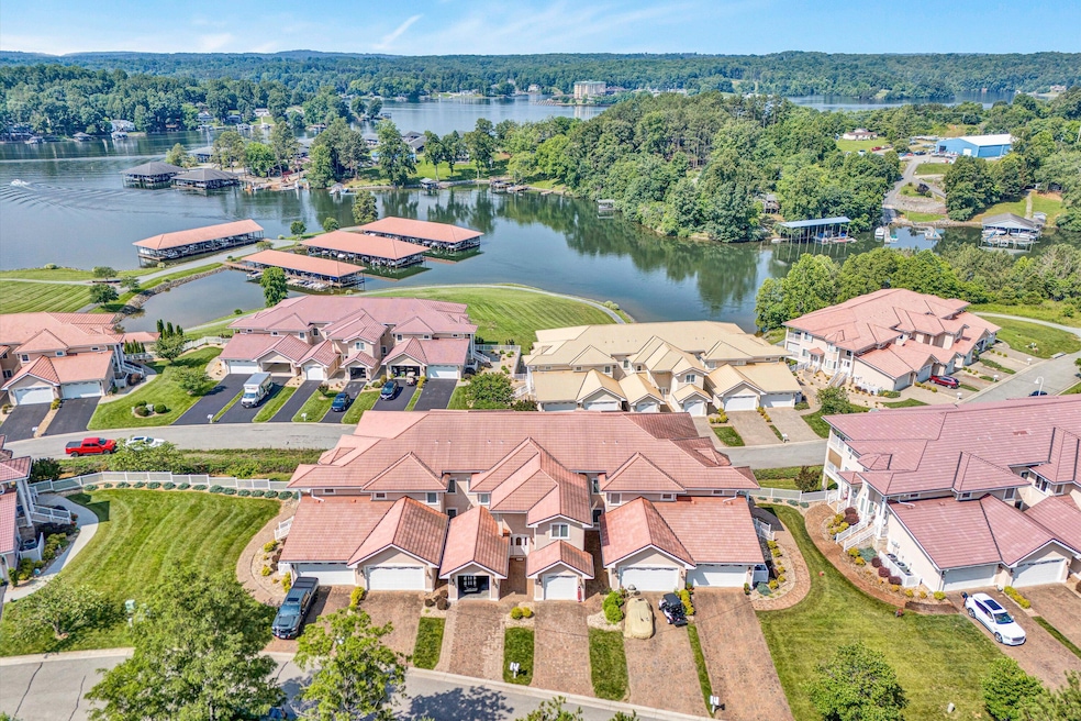 1066 Siesta Key Ct, Moneta, VA 24121 - photo 1