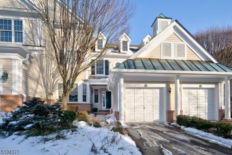 4 Meadowbrook Club Way, Far Hills, NJ 07931 - photo 1