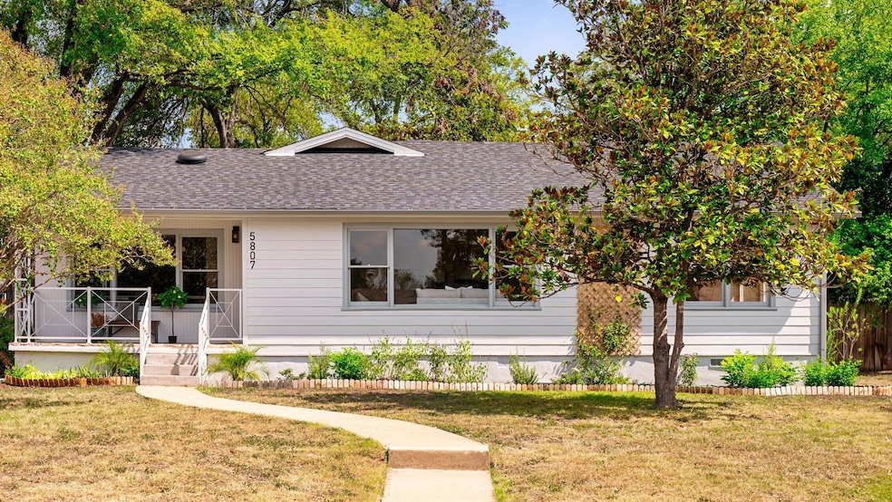 Under Contract $795,000