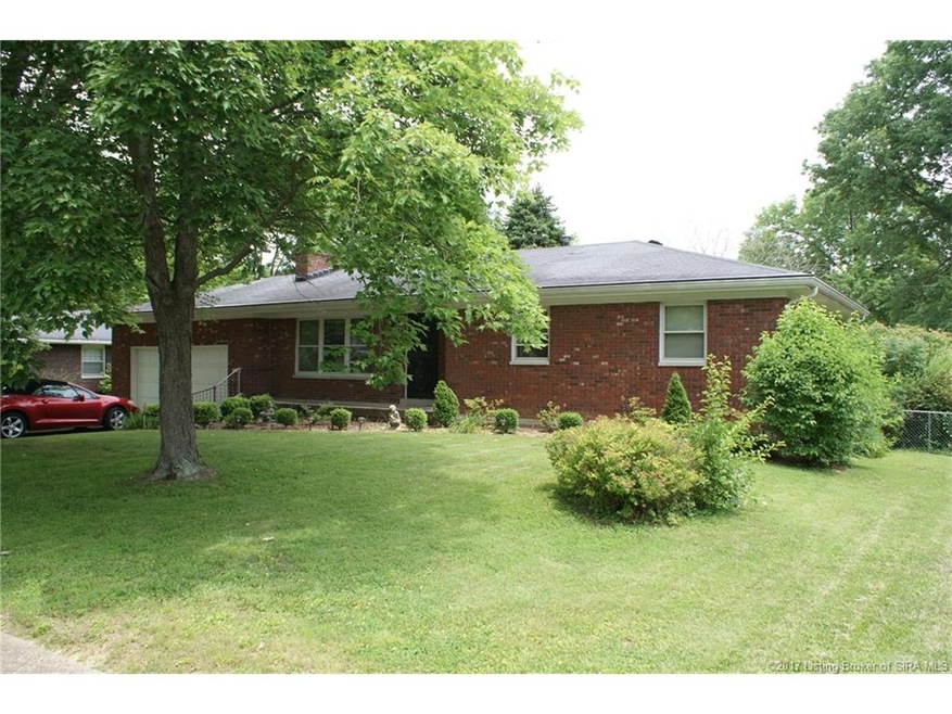 3306 Hazelwood Dr, New Albany, IN 47150 - photo 1